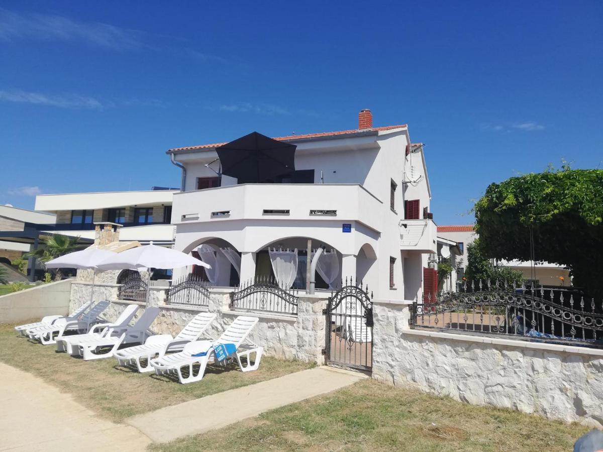 Apartments Hrestak بريفلاكا المظهر الخارجي الصورة